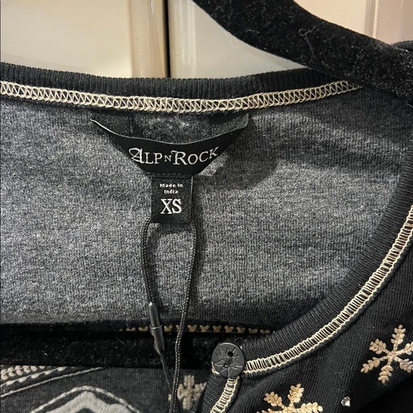 NWT Alp N Rock Black Long Sleeve Luxe Henley with mountains & ski lift gondola - Picture 5 of 9